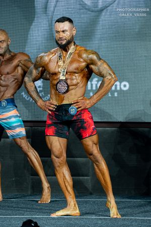 MEN'S PHYSIQUE 179